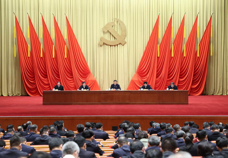 3月1日，，，，，，，，2022年春季学期中央党校（国度行政学院）中青年干部培训班在中央党？？？？？？？？唷。。。。。。。中共中央总书记、国度主席、中央军委主席习近平在开班式上颁发沉要讲话。。。。。。。。 新华社记者 刘彬 摄
